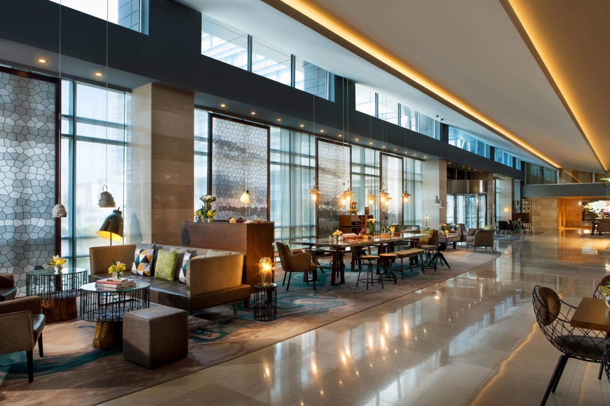 Renaissance Atyrau Hotel Extérieur photo