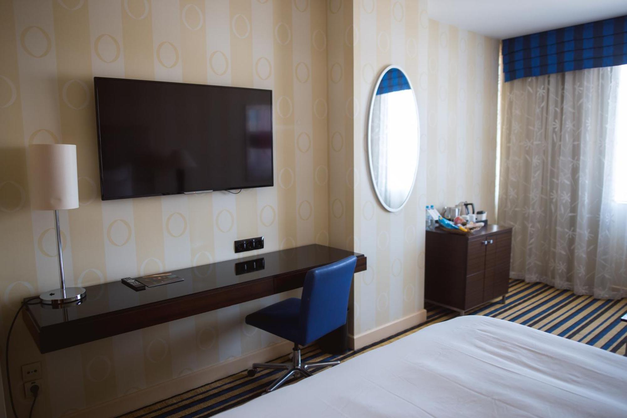 Renaissance Atyrau Hotel Chambre photo