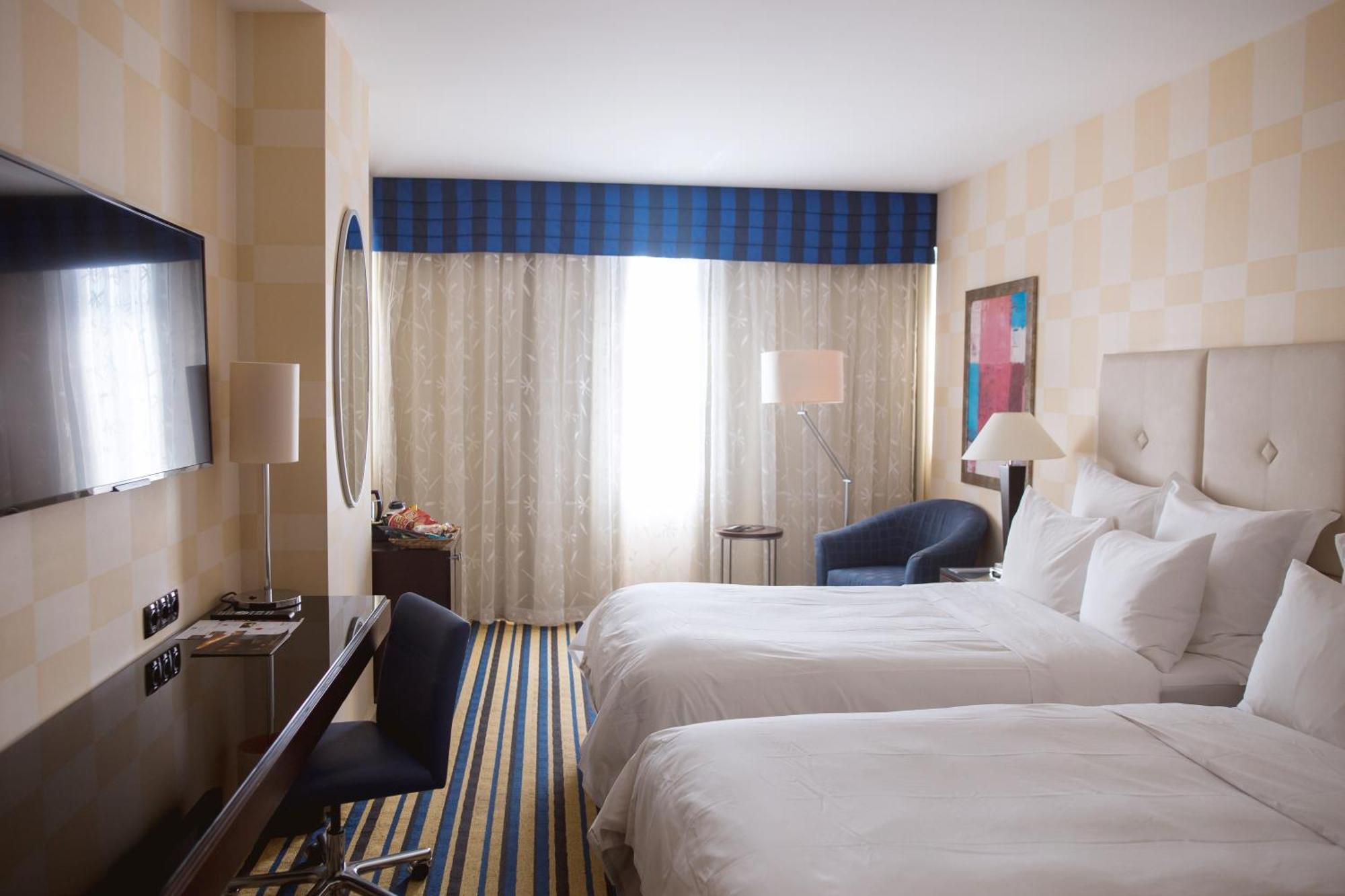 Renaissance Atyrau Hotel Chambre photo